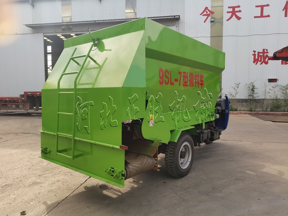 電動撒料車是什么？